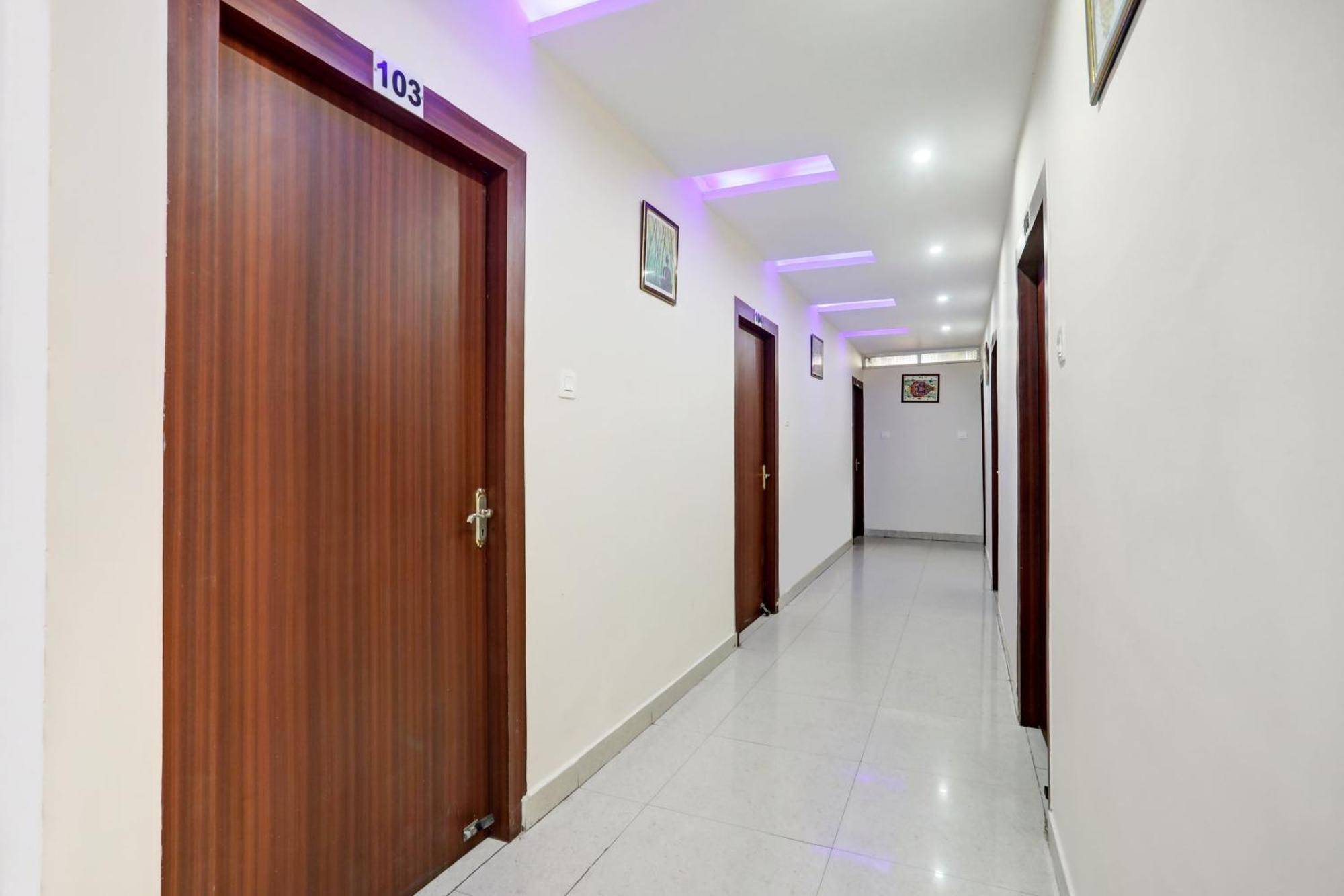 Super Collection O Danapur Near Railway Station Hotel Patna  Bagian luar foto